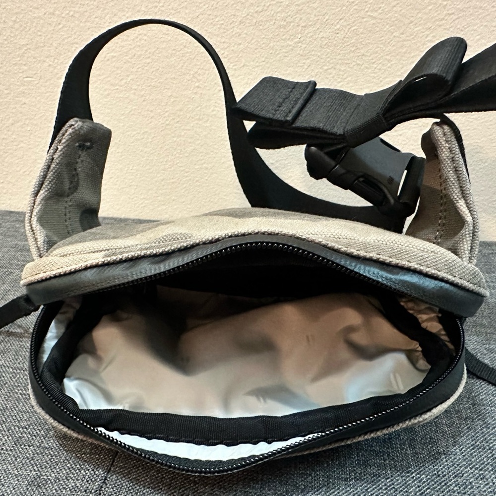 Nobull Brown Camouflage Canvas Crossbody Bag - Picture 9 of 9